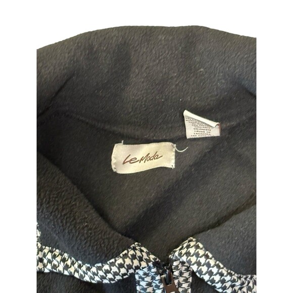 Le Moda Women’s Poncho Wrap Cape OS Black W/ Black And White Collar Holiday - Picture 3 of 3